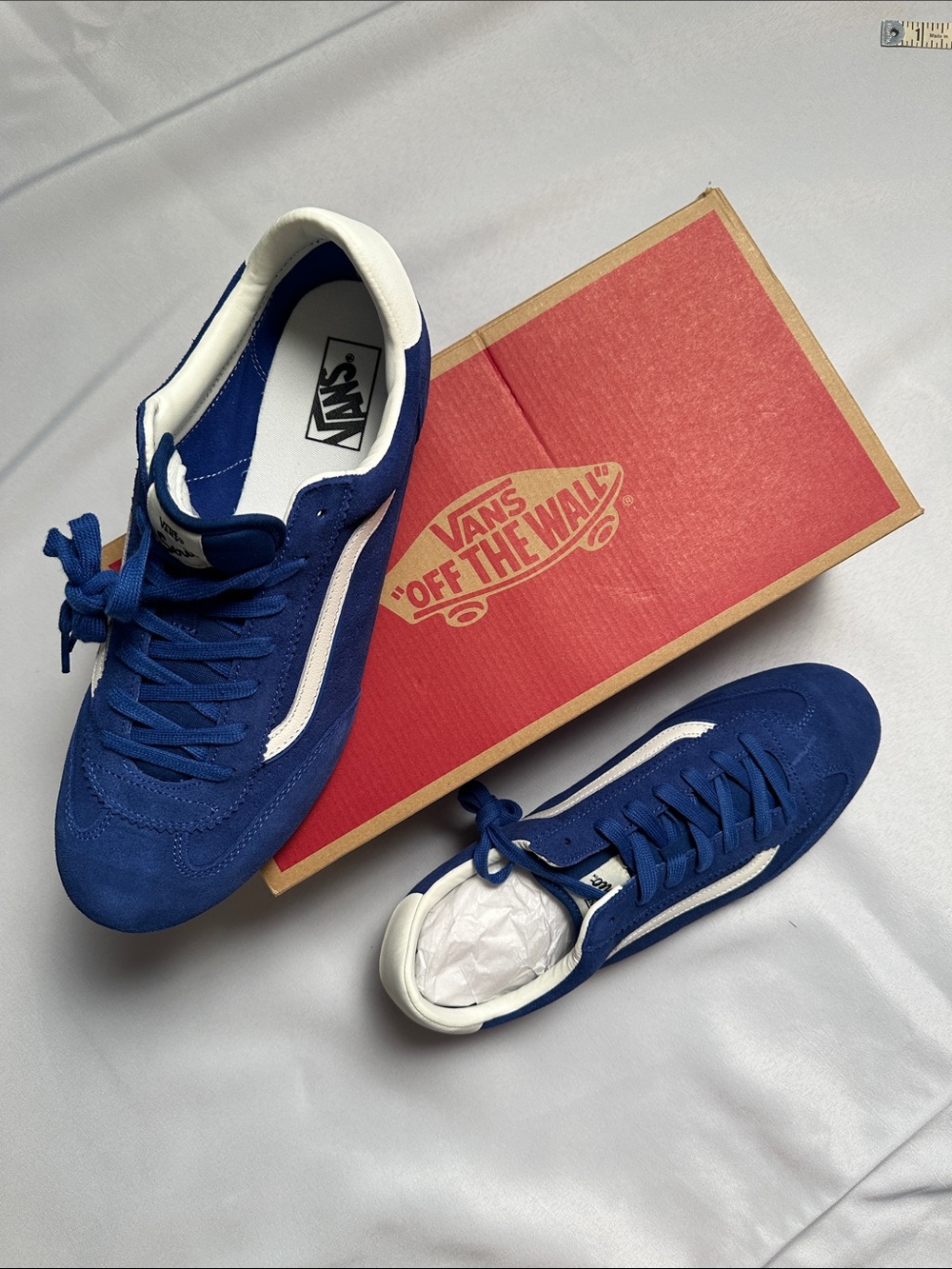 Vans NWT True Blue Suede Old Skool Serio with White Stripe Men’s Size 13 Shoes